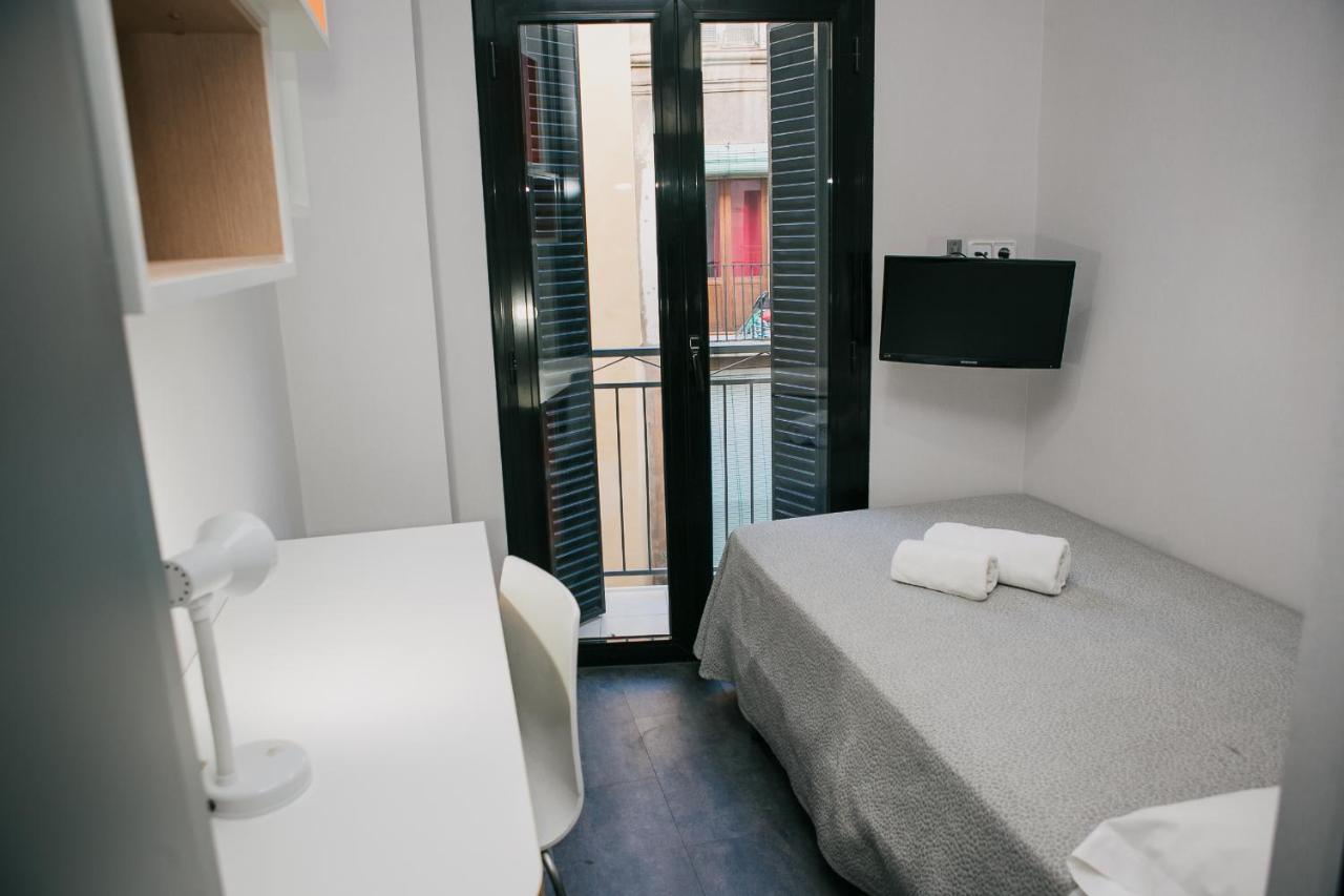 Residencia Universitaria Tagaste Barcelona Eksteriør billede
